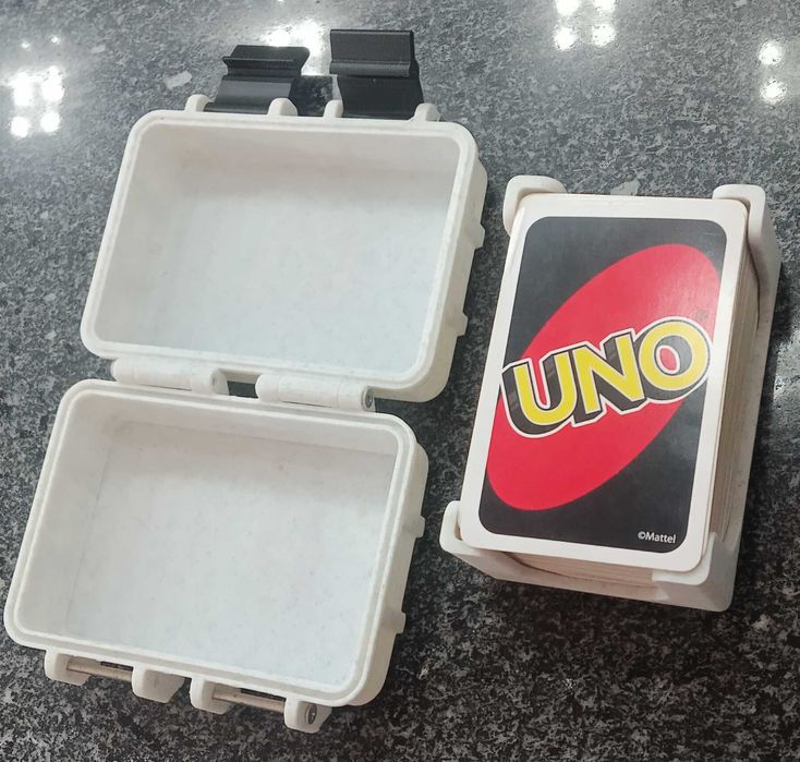 Caixa Reforçada UNO (Edição No Mercy / Clássica/ etc)