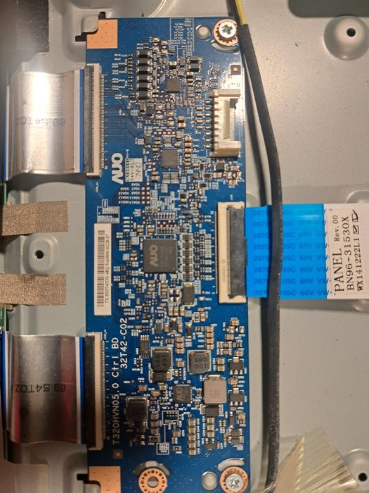 Телевизор UE32H5500
