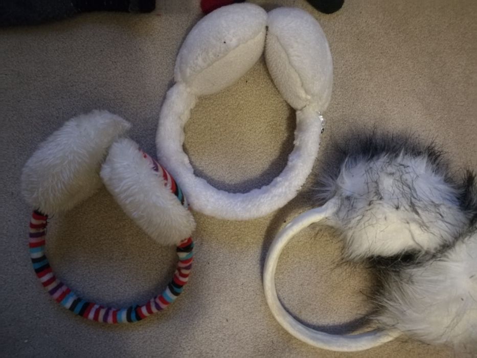 czapki, szalik,rękawiczki