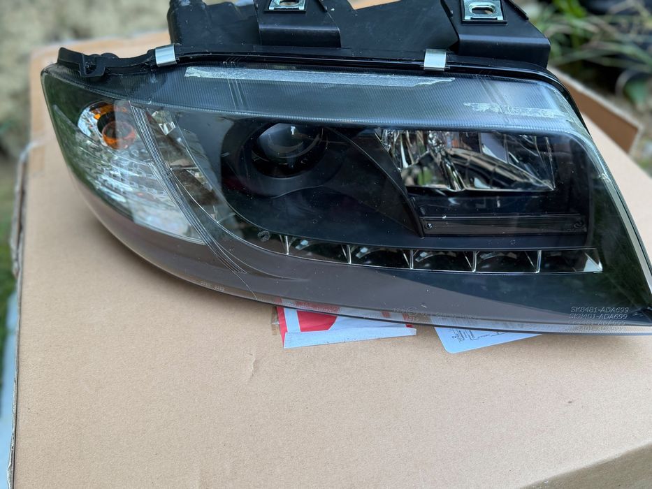 lampy Daylight Black do Audi A6 C5 przedlift (1997–2001)