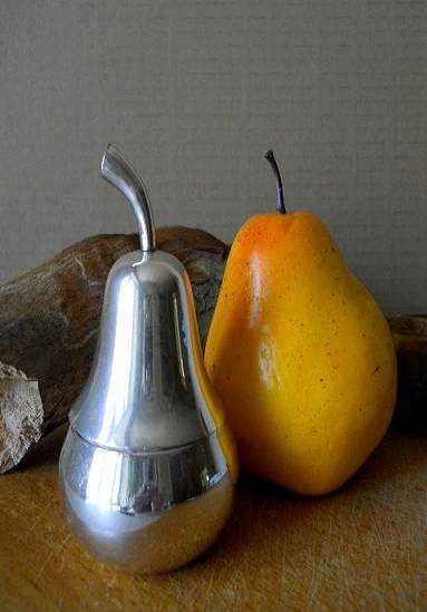 Винтажный мельхиоровый подсвечник