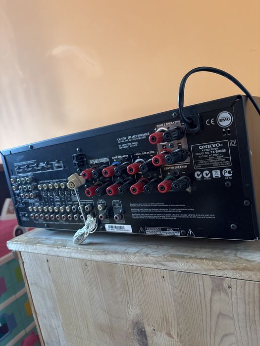 Onkyo AV reciver TX-sr606