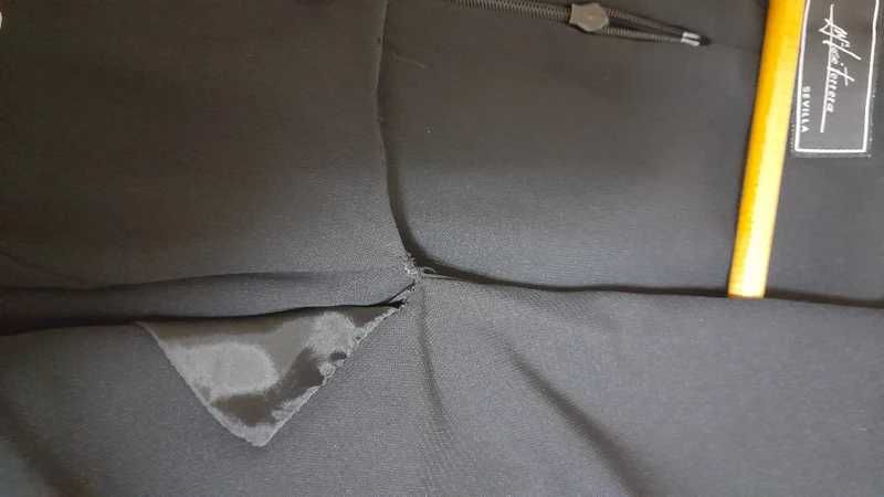 Vestido preto e branco de cerimónia