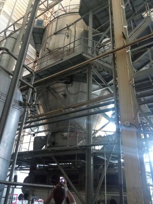 Комплекс нежитлових будівель з зем. ділянкою та виробничим обладнанням