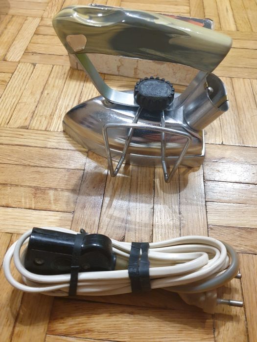 Żelazko turystyczne PRL