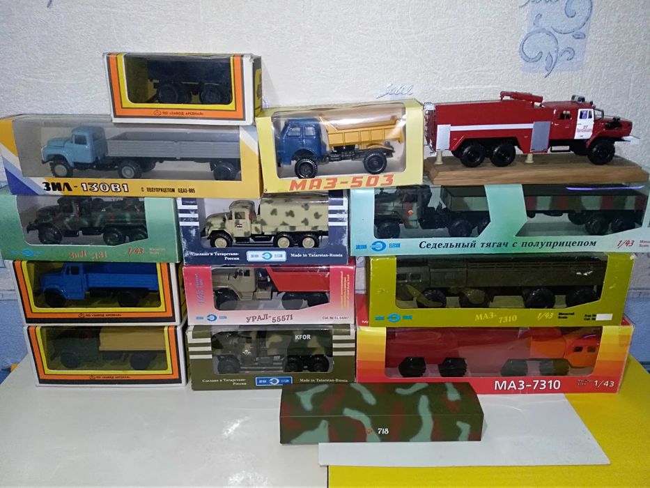 Коллекционные модели грузовые.1/43