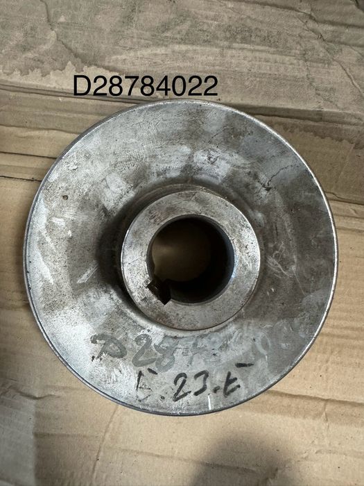 ШківиMassey Ferguson 062025P1,2619350W1,71379123,D28784022