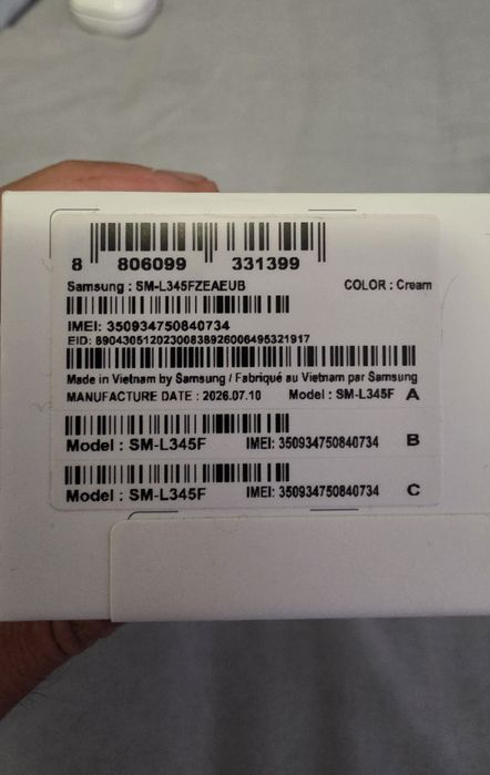 Samsung Galaxy Watch 9 (LTE 40mm Cream) Selado