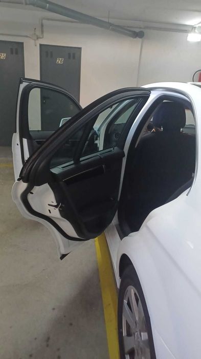 Vende-se Mercedes-Benz C200 CDI 2013