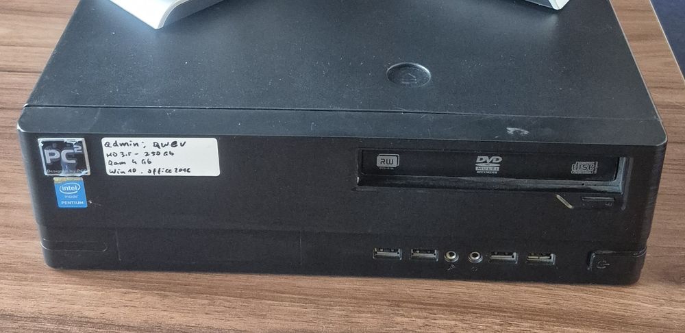 Zestaw  Komputer PC  Monitor sprawny