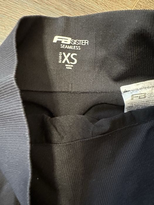 Бесшовные спортивные велосипедки с push-up высокая посадка р.xs