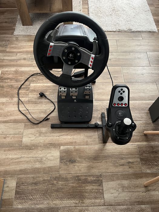 Kierownica Logitech G27