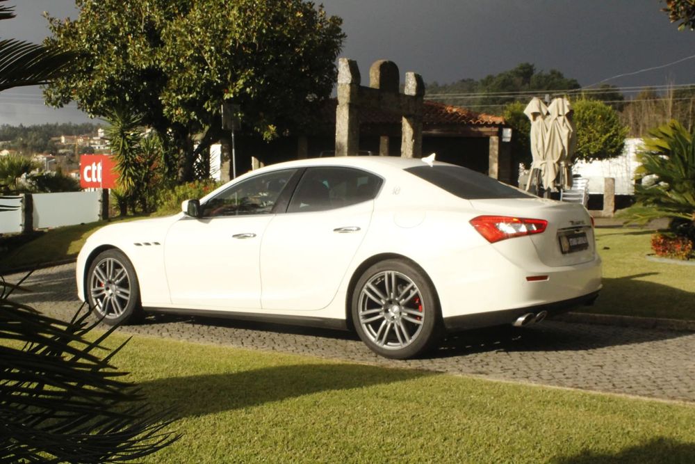 Maserati Ghibli Auto