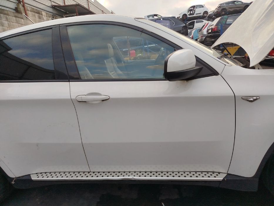 Porta frente direita BMW X6 (E71, E72)