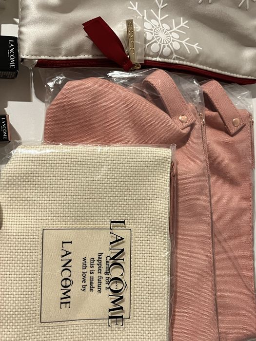 Lancome kosmetyczka płotno różowe