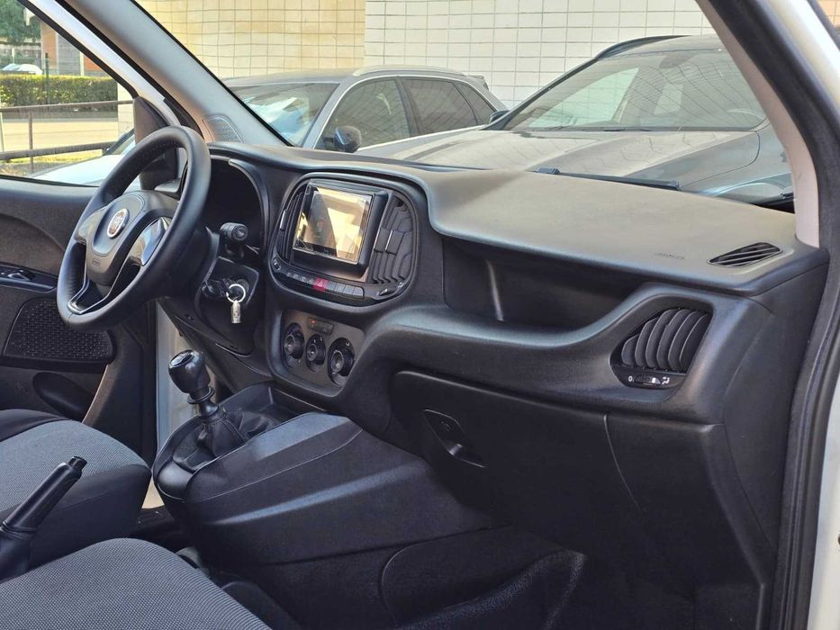 FIAT DOBLO 1.6 MULTIJET 120CV "3 LUGARES" "NACIONAL"