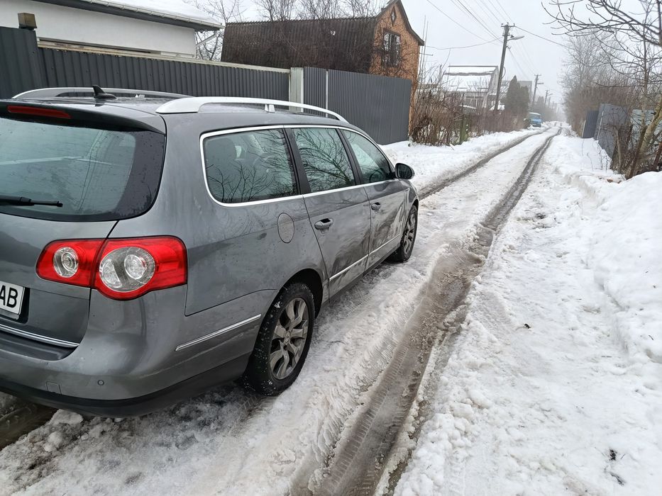 Фольксваген пасат 2007 року автомат.