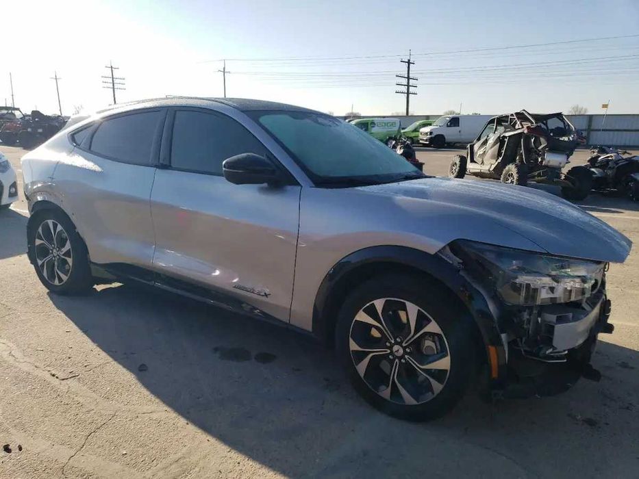 Капот Mustang Mach E розборка