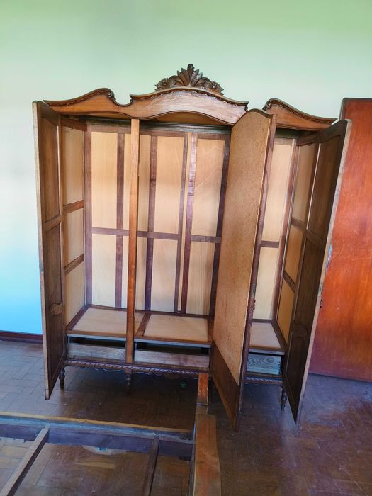 Conjunto de Quarto Vintage em Madeira