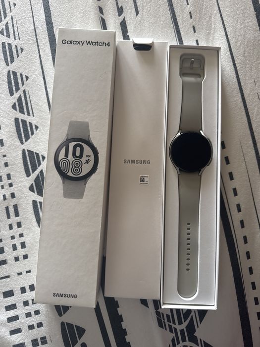 Samsung Galaxy Watch 4