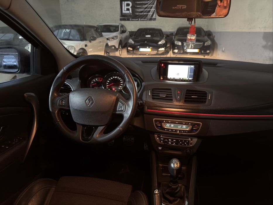 Renault Megane Break GT Line 1.5 DCI 110cv - Desde 120€ Mês