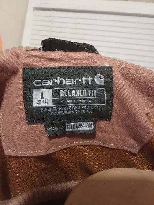 Продам бомбер жіночий 2 шт