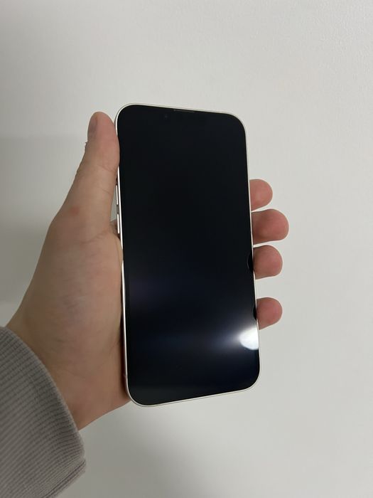 Apple iPhone 13 256 ГБ.