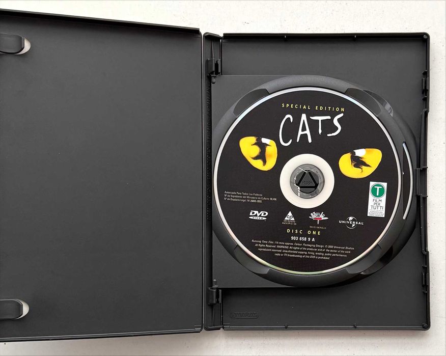 2 DVDs_Musicais Jesus Christ Superstar/Cats.