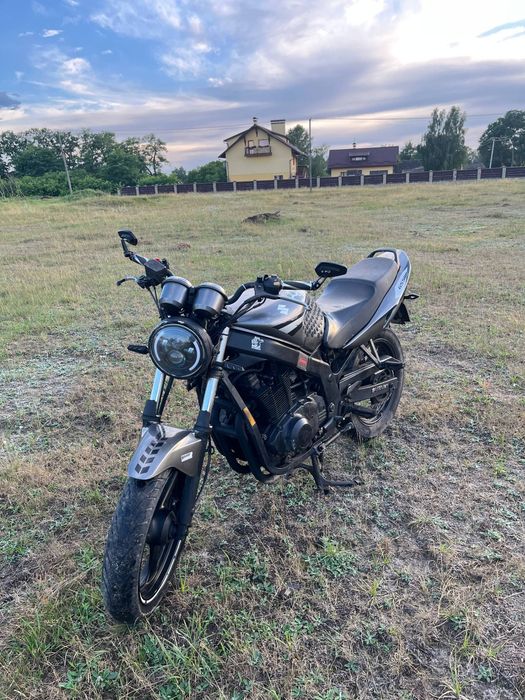 Продаю Suzuki gs500 2007