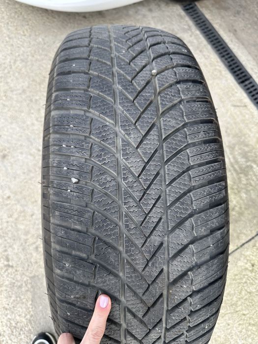 Зимова резина Bridgestone