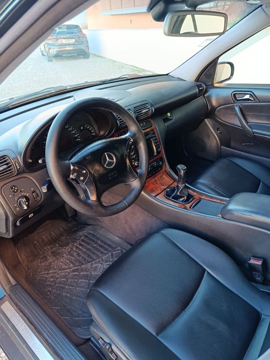Mercedes -Benz C200 CDI Caixa de 6velocidades em muito bom estado !!!