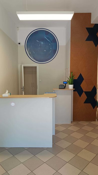 Prądnik Czerwony. Lokal na gabinety lekarskie. Os. Oświecenia