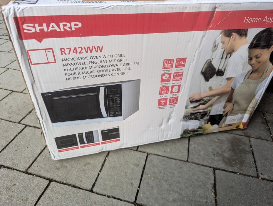 Kuchenka mikrofalowa sharp