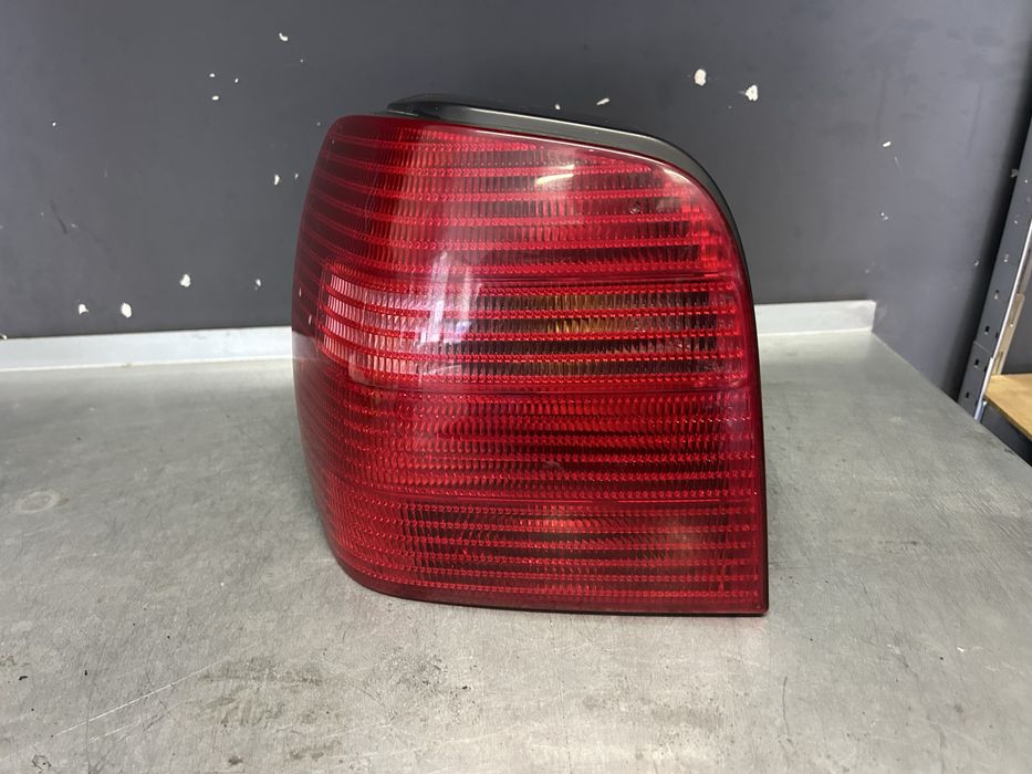 Lampa lewa tył VW Polo III lift 99-01r. Europa hatchback oryginał