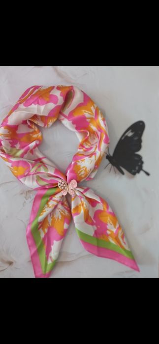 Apaszka jedwab letnia kolorowa motyl  nowa klasyk