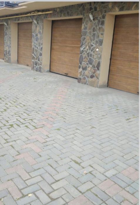 Оренда гаража в р-ні Дастору