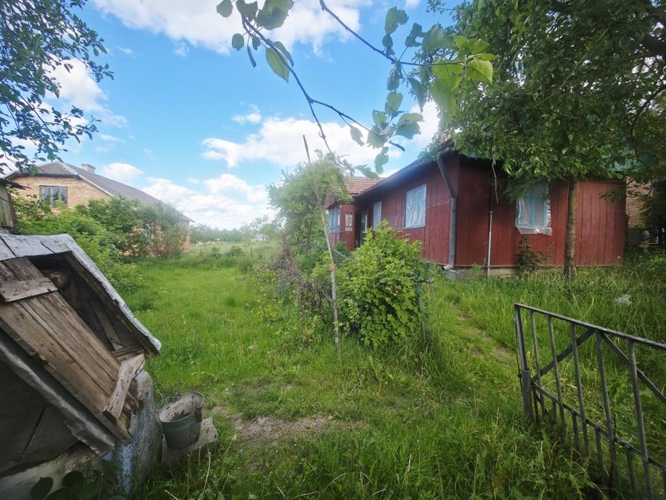 Продається будинок з ділянками!