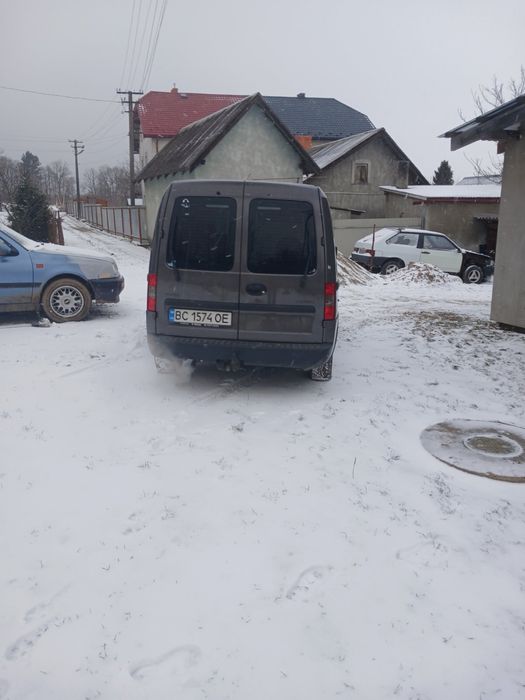 opel combo 2004/1.6 бензин