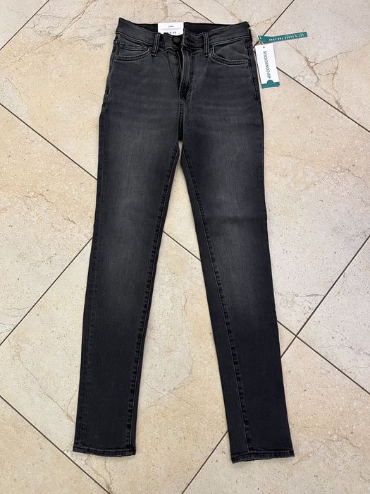 Продам джинсы новые H&M 27/32