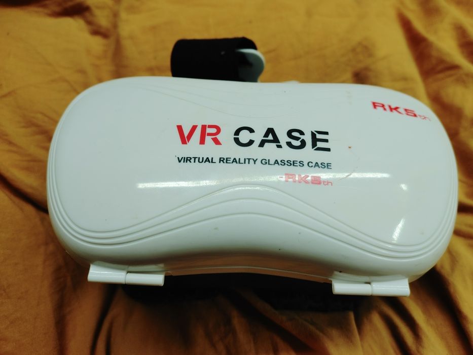 vr case. Вр шлем для телефона.