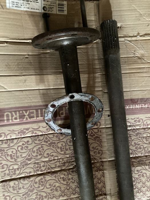 Полуось Зил Бичок