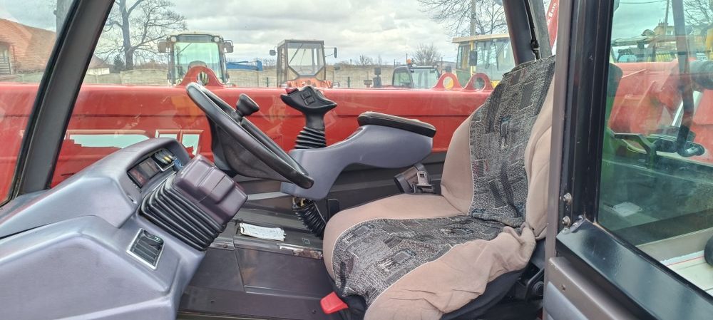 Żuraw podnośnik teleskopowy Manitou 845