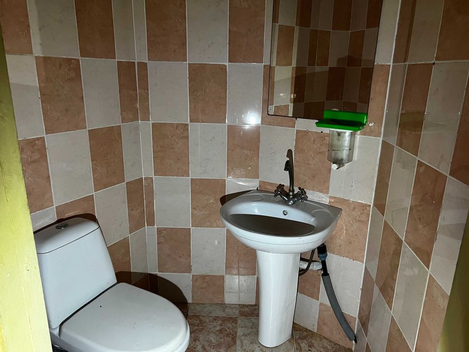 Недороге приміщення в центрі спального району