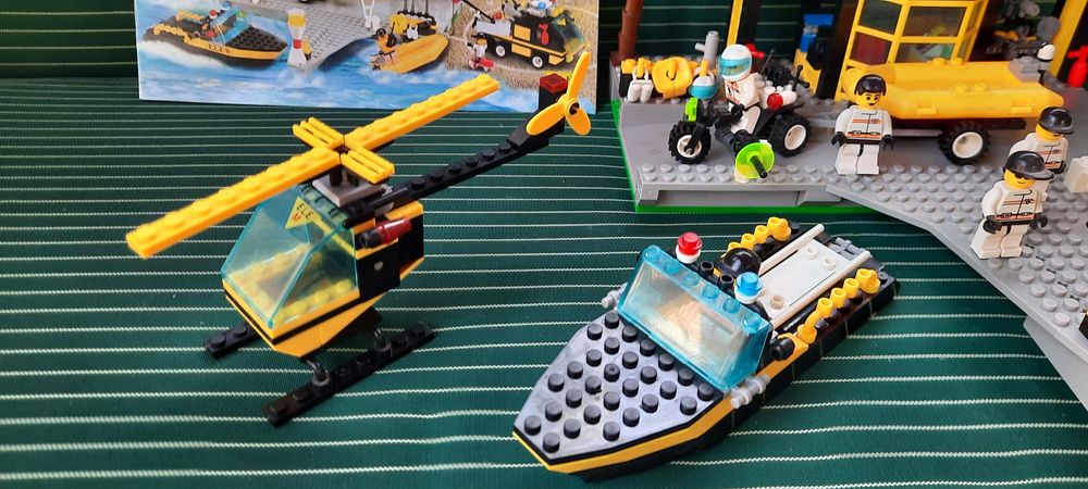 Продам  конструктор  .