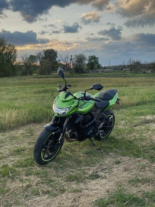 Kawasaki Z750 2012 год, отличное состояние, Arrow, чип