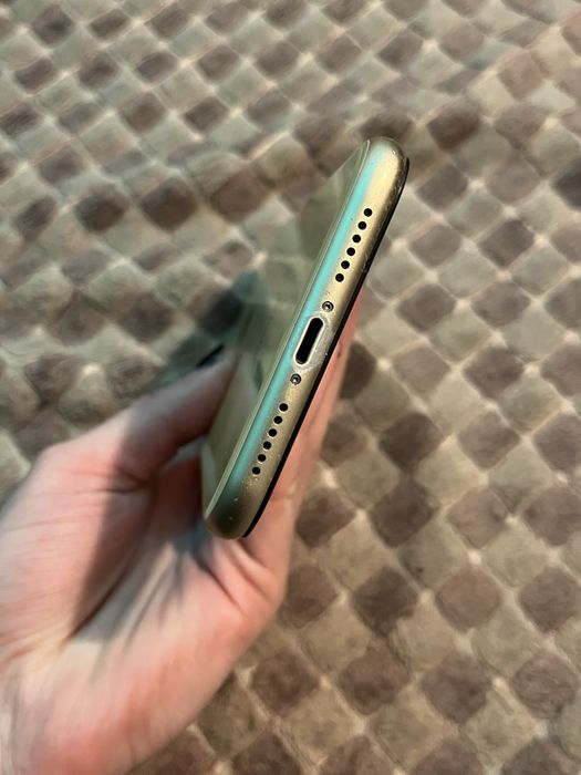 Iphone Xr 64,  Айфон хр 64