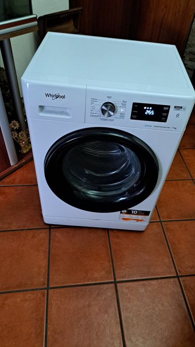 Vendo esta máquina de lavar roupa para peças