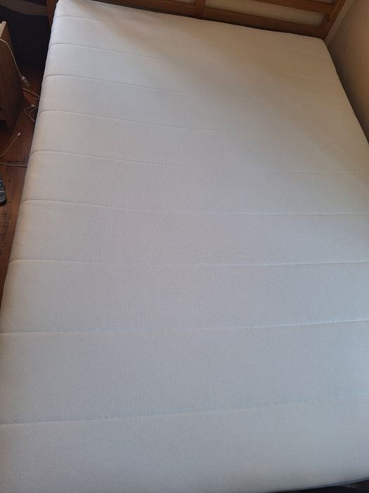Colchão Ikea de casal 140x200 apenas 3 meses de uso