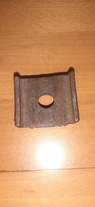 Перехідник на задню вилку мопеду карпати, верховина на задні гальма .