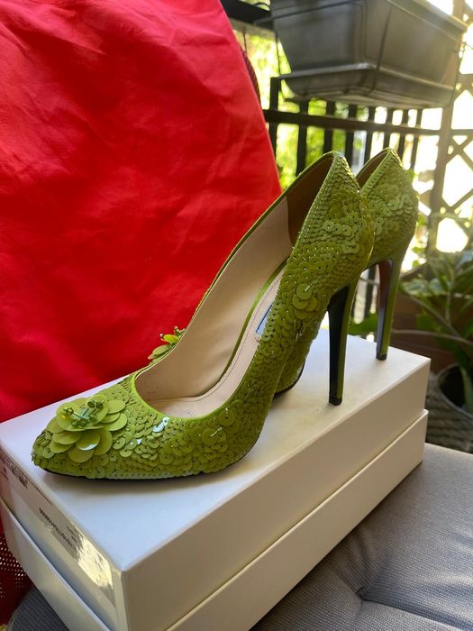 Туфлі на каблуку Prada